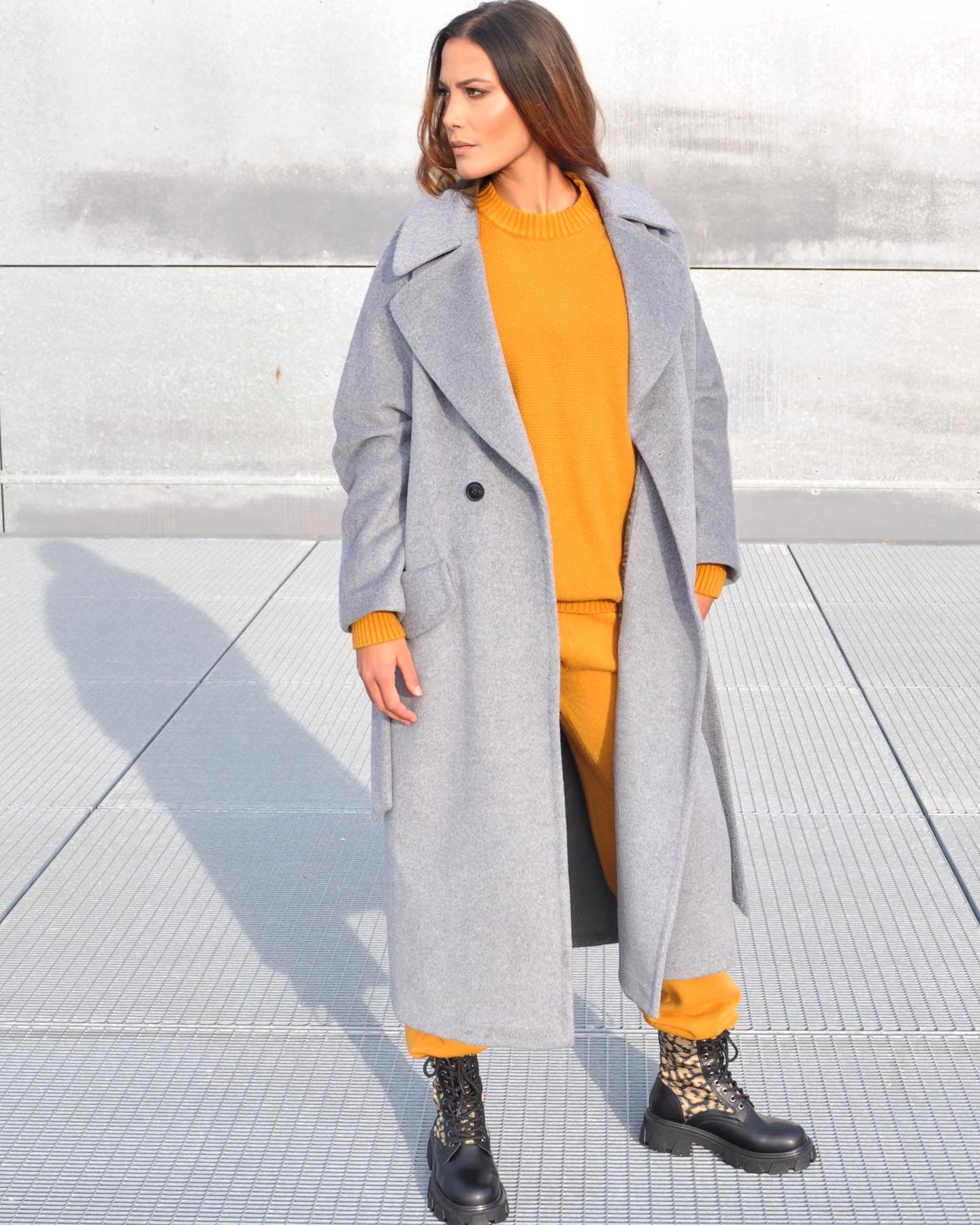 ABRIGO GRIS OVERSIZE NOVIO