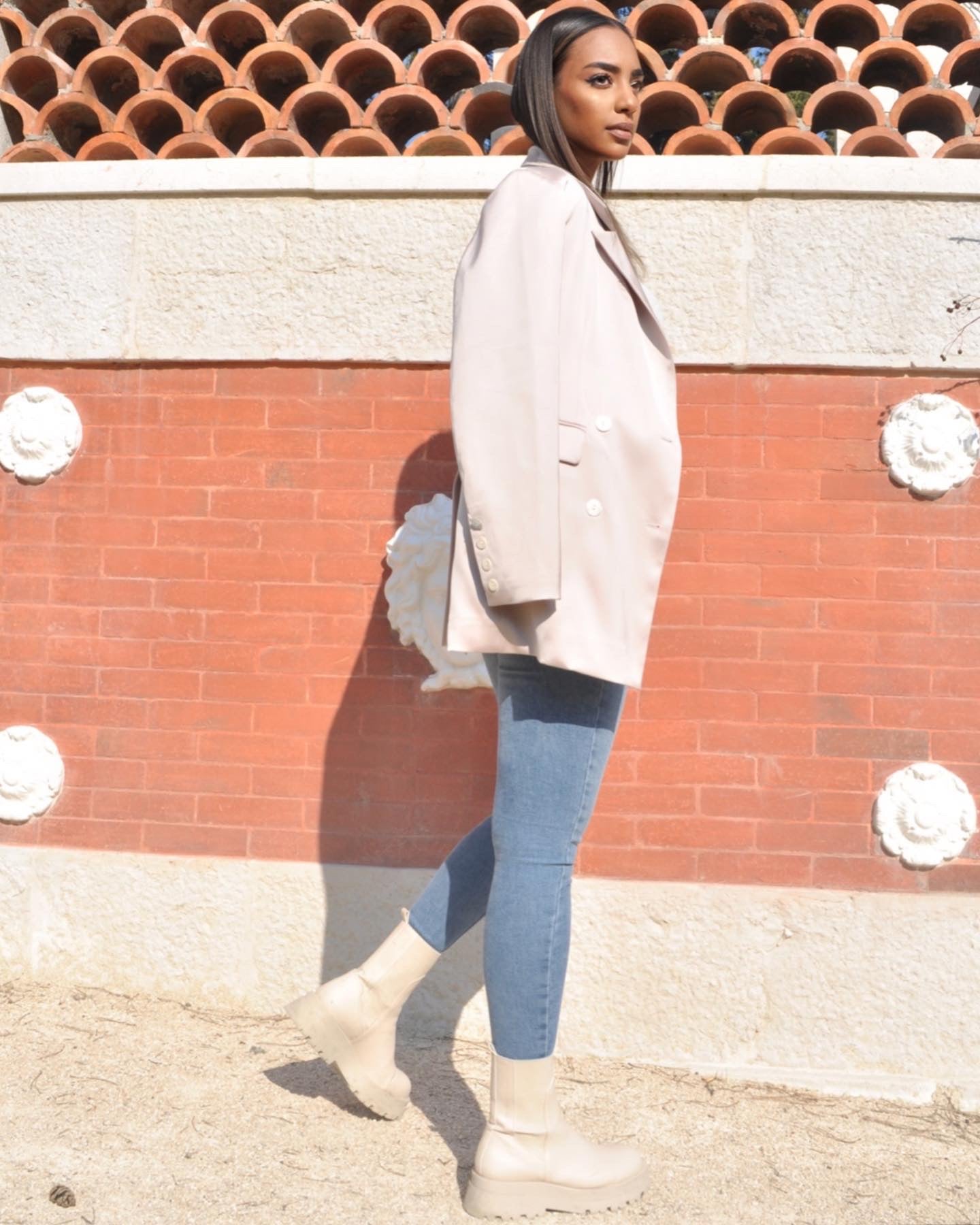 CHAQUETA SATINO NUDE
