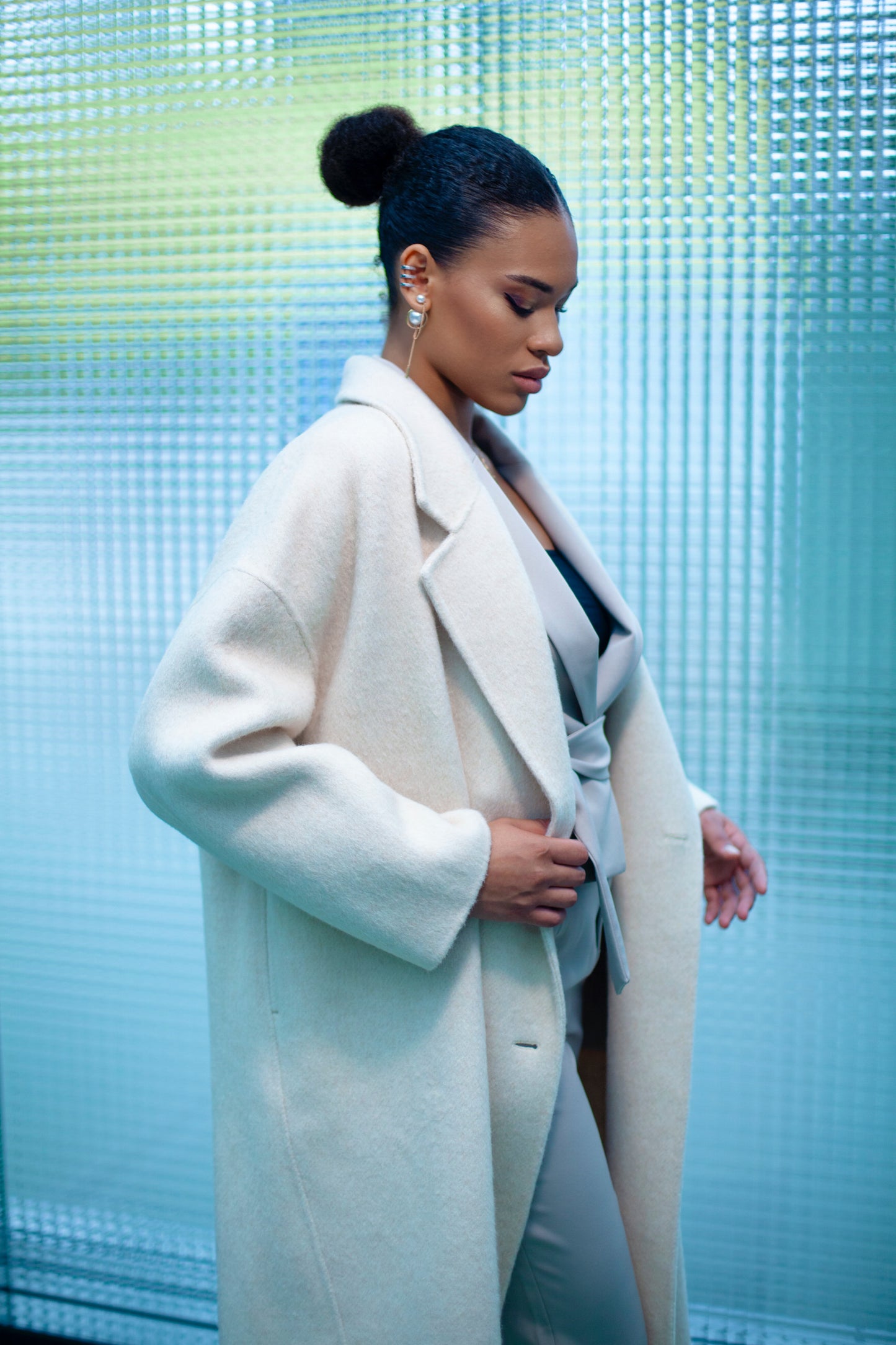 BOYFRIEND OVERSIZED WHITE COAT